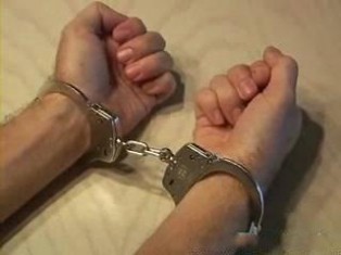 У Хусті правоохоронці затримали озброєних розбійників