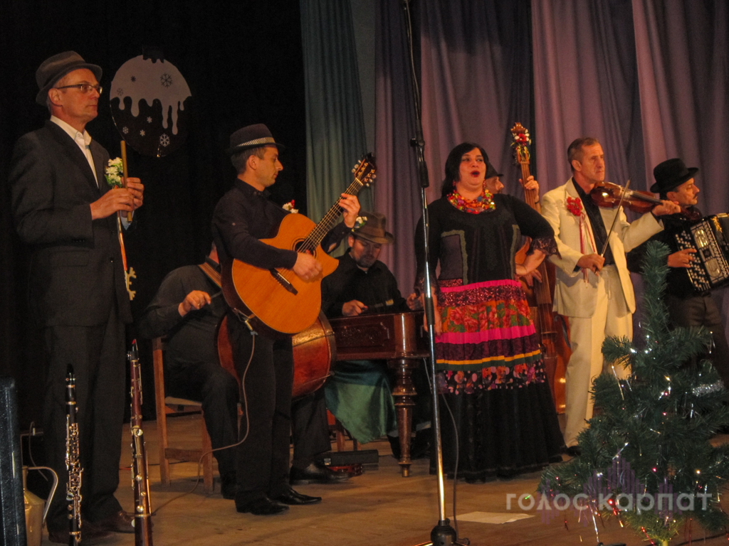 У Хусті пройшов благодійний концерт «Гудаків Village Band» (ФОТО)