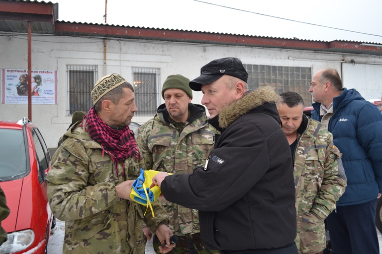 Тячівщина відправила на фронт 4 авто з допомогою (ФОТО, ВІДЕО)