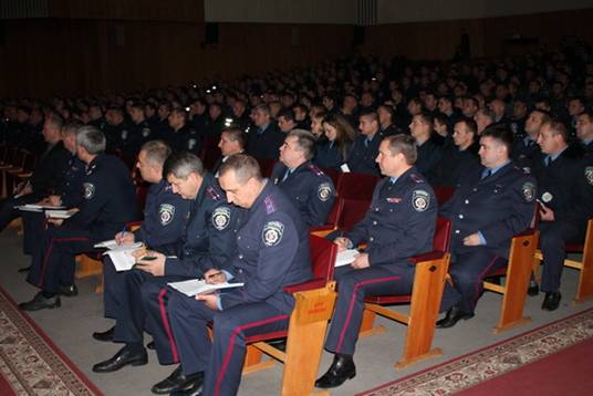 В Ужгороді пройшов останній перед виборами інструктаж міліції області (ФОТО)