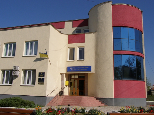 Ситуація з виборами мера Сваляви перебуває в суді. ТВК під тиском "Блюка" незаконно визнала переможцем "Осла"