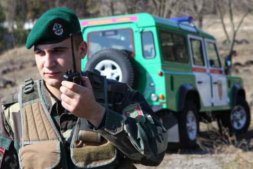 На контрольному посту на Рахівщині затримали громадян Сирії та Іраку у "Ланосі"