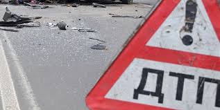 В Іршаві на велосипедиста наїхали дві автівки