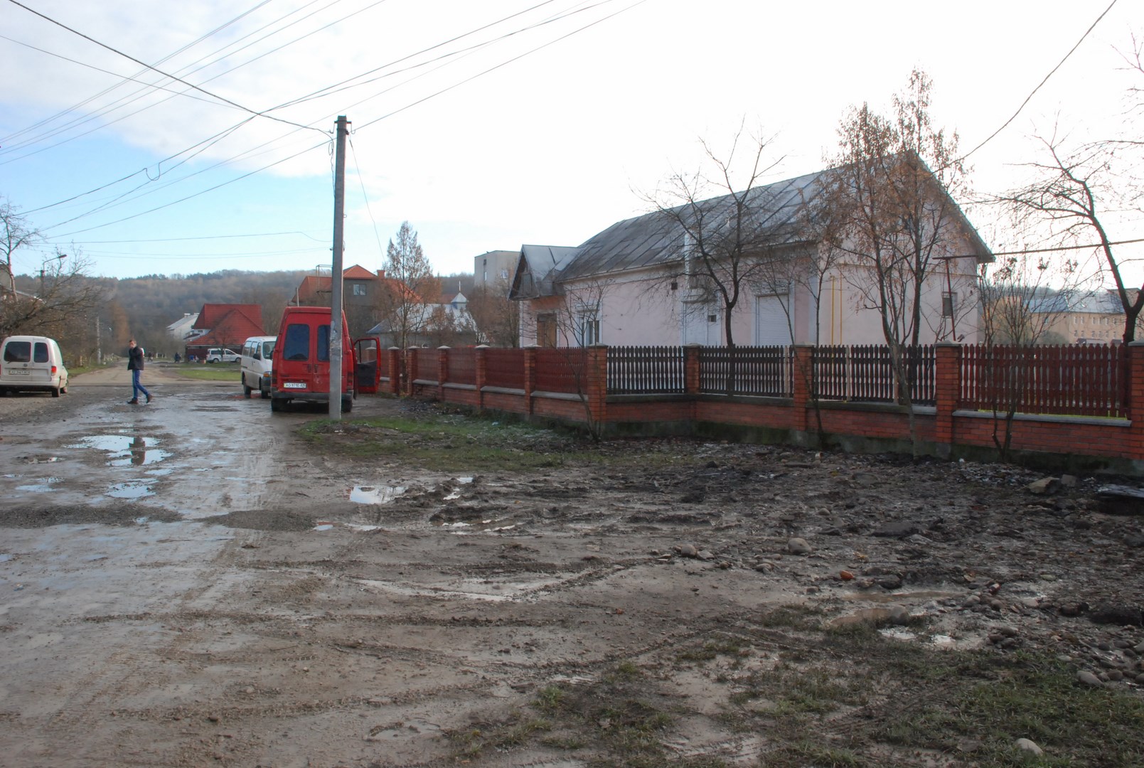 До ліквідації наслідків паводку в Іршаві залучатимуть спеціалістів з інших областей (ФОТО)