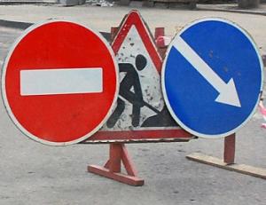 На Закарпатті через зсув ґрунту частково перекрили автодорогу Мукачево-Львів