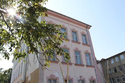 До ужгородських школярів із розвиваючими іграшками навідався угорський міністерський комісар (ВІДЕО)