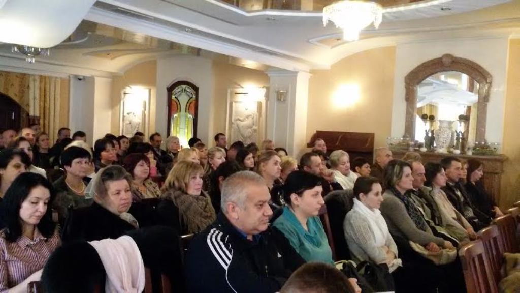 На Закарпатті батьки-вихователі та прийомні батьки обмінювалися досвідом виховання дітей та обговорили проблемні питання