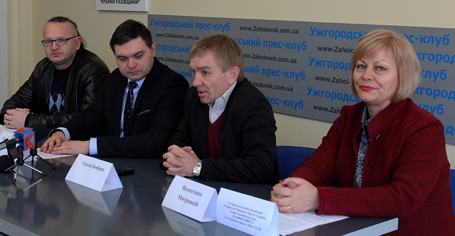 В Ужгороді у рамках акції "Подаруй дитині іграшку" збирають подарунки для діточок малозабезпечених сімей