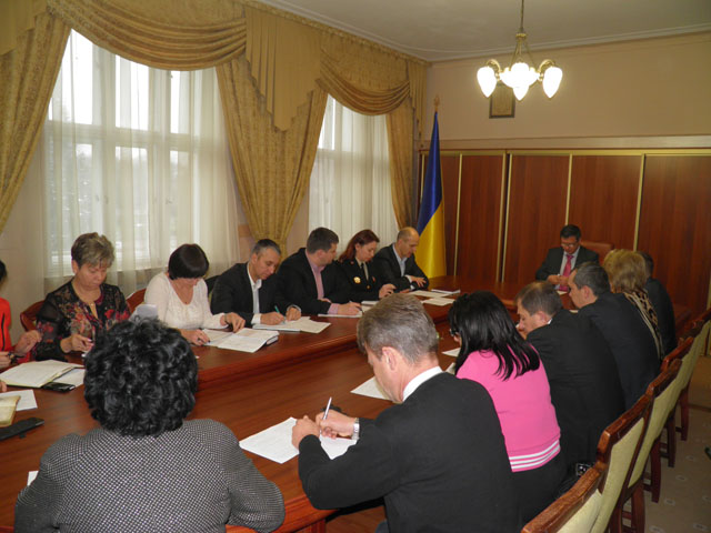 На Закарпатті зареєстровано понад 4,5 тис переселенців, із них 597 вже виїхали за межі області