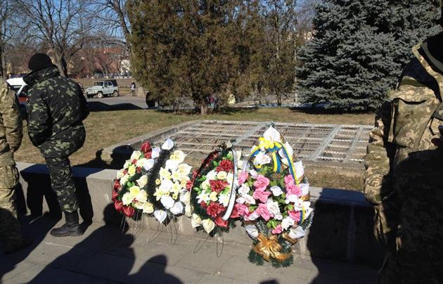 В Ужгороді прощаються із загиблими на війні з Росією Андрієм Палаєм та Олександром Капушем (ФОТО)
