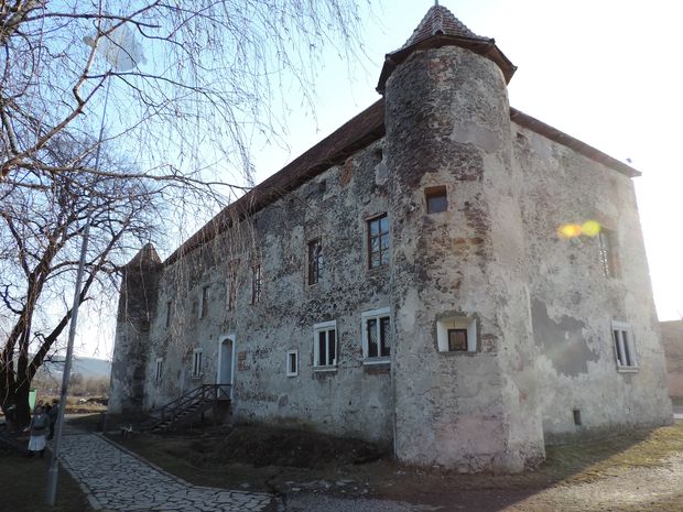 Угорські та словацькі журналісти відвідали на Закарпатті знакові об’єкти, пов’язані з іменем князя Трансільванії (ФОТО)