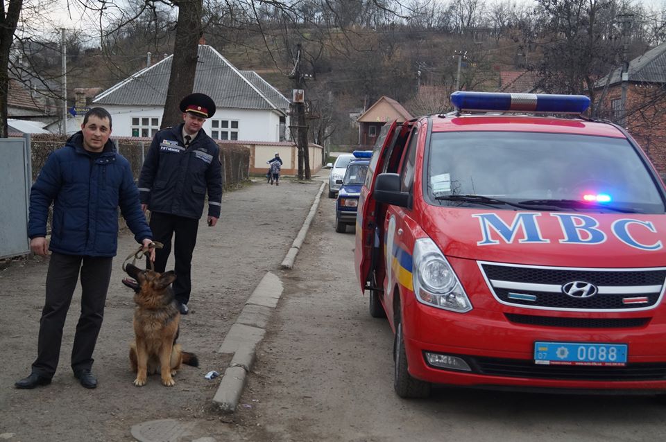 Дві школи в Іршаві "замінував" 12-річний школяр з Білок (ФОТО)
