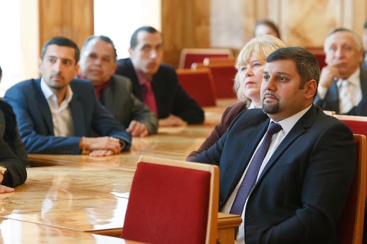 На Закарпатті відзначили ромів, які опікуються збереженням культури і соціальною адаптацією ромських дітей (ВІДЕО)