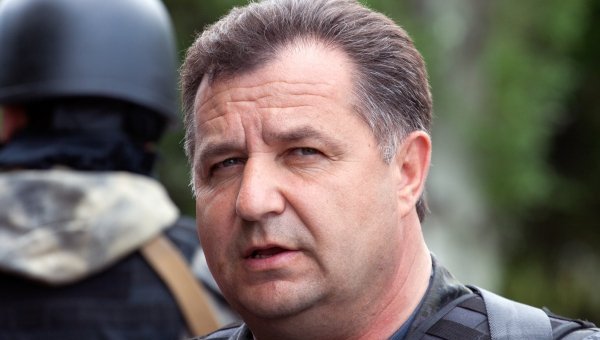 У понеділок на Закарпаття приїде міністр оборони Полторак