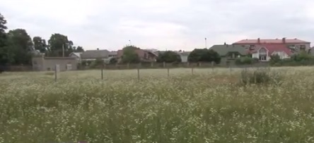 Футбольно-хокейний конфлікт довкола 4-го поля стадіону "Авангард" в Ужгороді не вичерпано (ВІДЕО)