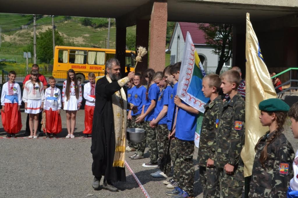 Військово-патріотична гра «Сокіл» («Джура») зібрала юних закарпатських козаків у Колочаві (ФОТО)