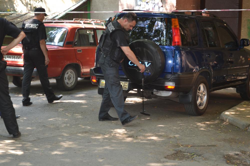 В Ужгороді "замінували" будівлю неподалік 16-поверхівки