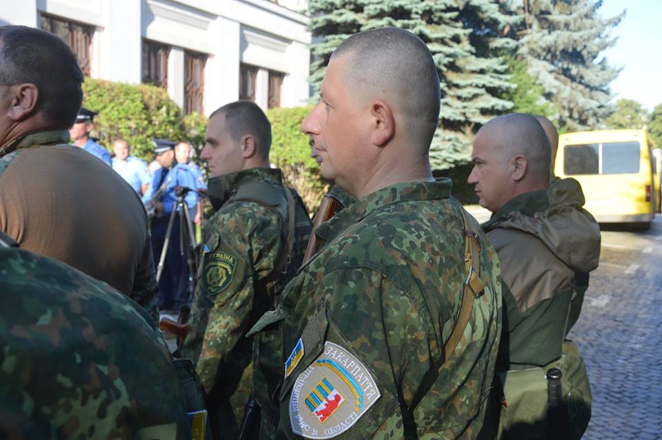 Черговий загін закарпатських міліціонерів відправився на заміну побратимам у зону АТО з відеографом (ФОТО)