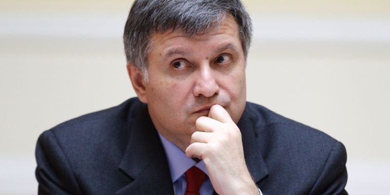 Банкова розглядала варіант використання конфлікту в Мукачеві як приводу для відставки Авакова