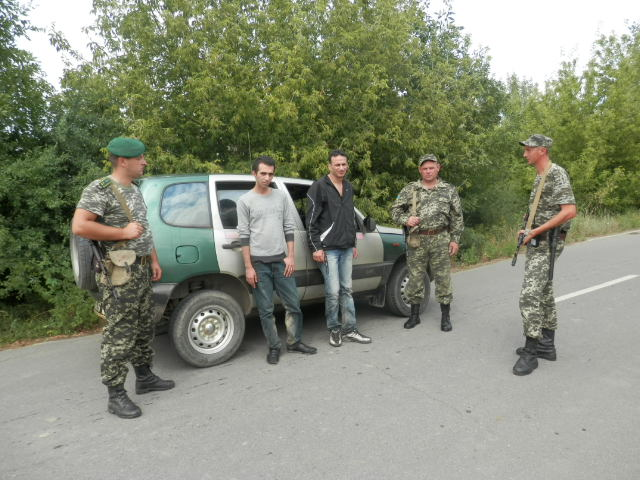 На Берегівщині затримали двох нелегалів із Сирії та одного з Єгипту, який потребував допомоги медиків