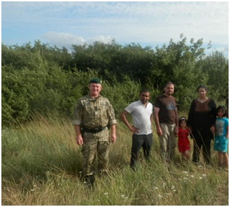 На Закарпатті затримали родину нелегалів з Афганістану і пакистанця (ФОТО)