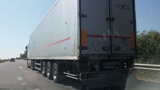 Влада Закарпаття перейнялася пересуванням великовагового автотранспорту у спеку