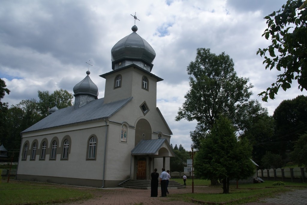 У Хустській єпархії УПЦ МП оприлюднили свою версію конфлікту довкола храму у Пилипці