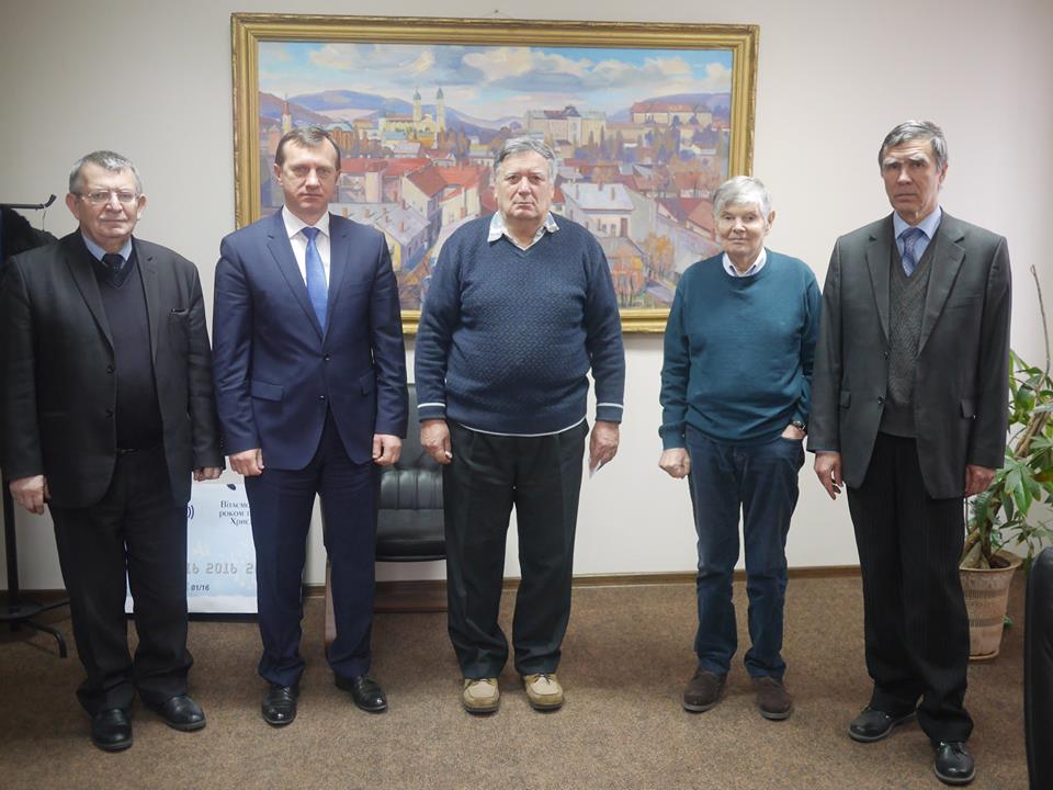 В Ужгороді початок реконструкції центральних площ, парків і скверів обіцяють із настанням теплих днів