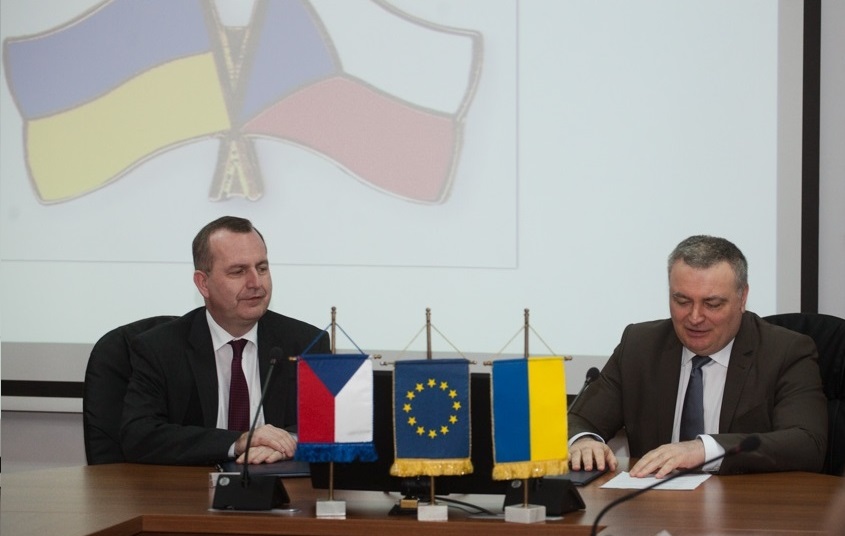 УжНУ співпрацюватиме з Карловим університетом
