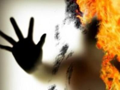 У Рахові з отруєнням чадним газом шпиталізували власника палаючого будинку