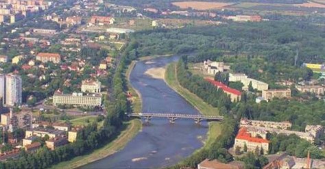 Чиновники Ужгородської міськради незаконно надали в оренду громадській організації землю вартістю понад 300 тис грн