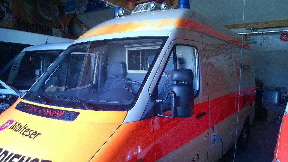 Закарпатські студенти наліплять вареників для вояків АТО, аби відправити їх разом із реанімобілями