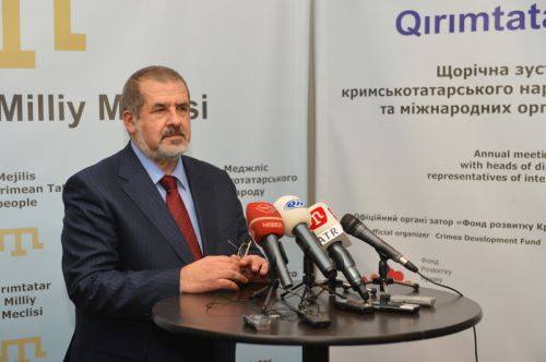 Лідер кримських татар публічно підтримав ініційовану закарпатцями блокаду російських вантажівок