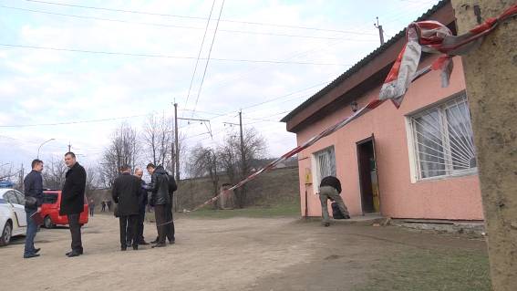 На Воловеччині чоловік зарізав жінку-продавця, якій боргував гроші (ФОТО, ВІДЕО)