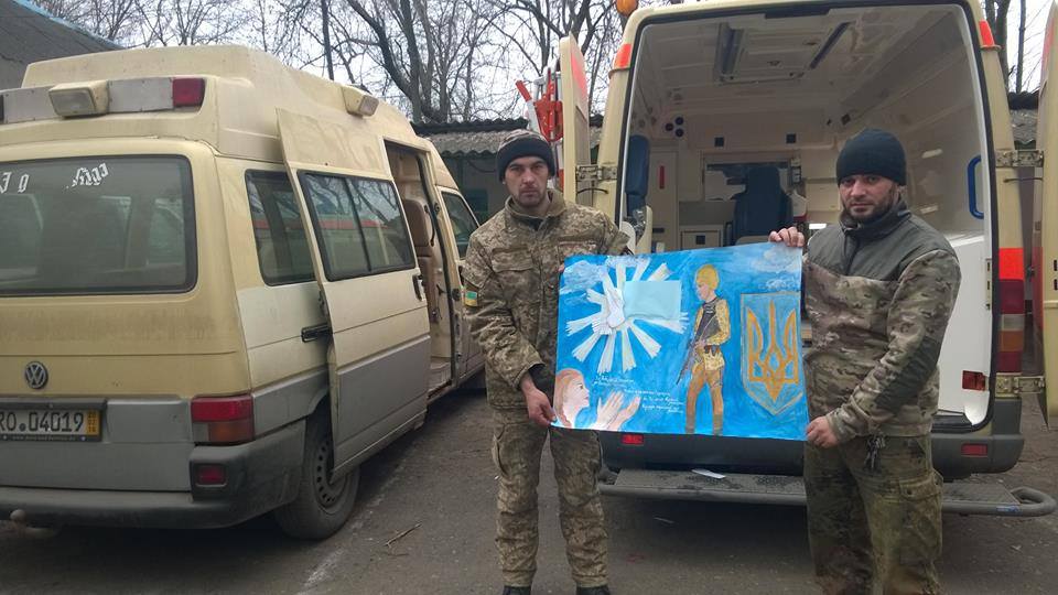 Греко-католицькі священики та семінаристи із Закарпаття доправили реанімобілі, харчі та медикаменти на Схід (ФОТО)