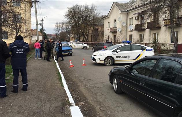 У мікрорайоні "Пентагон" у Мукачеві сталися розбірки із стріляниною та вибухівкою (ФОТО)