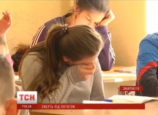 Хлопець, чиє обезголовлене тіло знайшли на колії в Невицькому, не раз проявляв суїцидальні настрої (ВІДЕО)