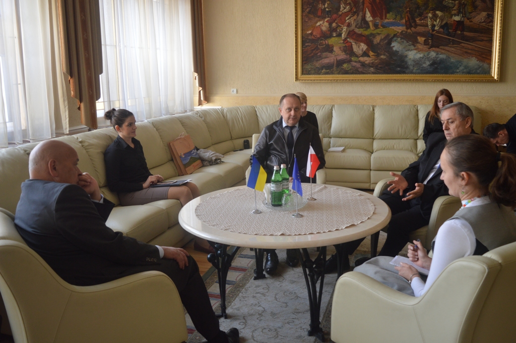 Про можливість відкриття пішо-велосипедного пункту пропуску з Польщею говорили в Ужгороді