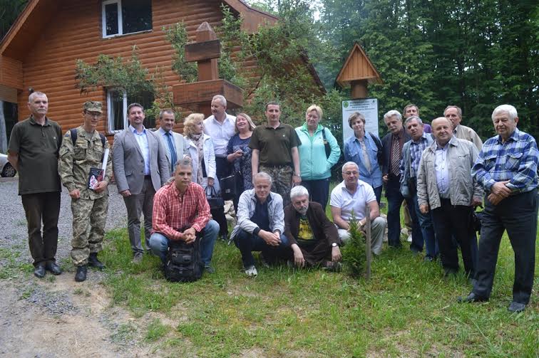 "Шевченківська алея" на Ужгородщині приймала гостей книжкового фесту	