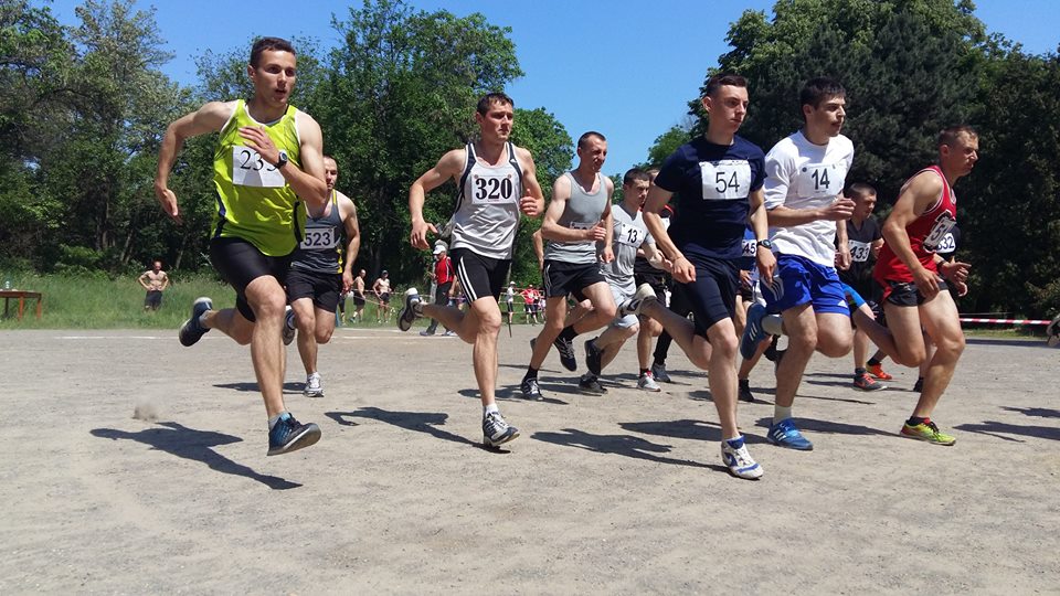 В Ужгороді в легкоатлетичному кросі змагалися прикордонники з усієї України (ФОТО)