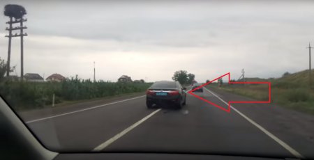 Міліція Закарпаття розпочала службову перевірку за фактом перетину суцільної лінії "начальницьким" авто (ВІДЕО)