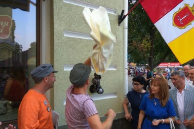 В Одесі за участі ужгородців відкрили копію нашого міні-Швейка (ФОТО)