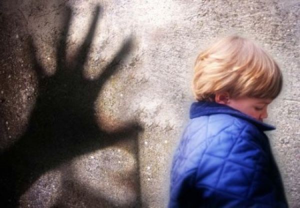 На Закарпатті судитимуть збоченця, що зґвалтував малолітнього і майже 10 років переховувався в Росії