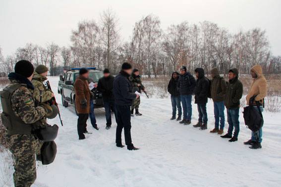 Громадянин Шрі-Ланки з Чернігівщини переправляв нелегалів через Закарпаття в ЄС (ФОТО)