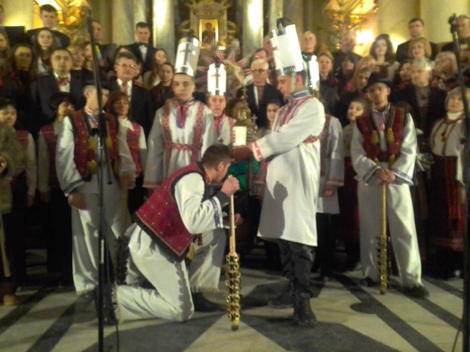 У закарпатській "Великій коляді" у Львові взяв участь бетлегем з закарпатського Довгого (ФОТО)