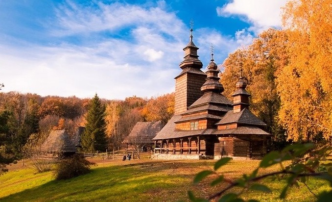 У старовинній закарпатській церкві в Пирогові київські закарпатці святкуватимуть Покрову і відзначатимуть 225-річчя храму