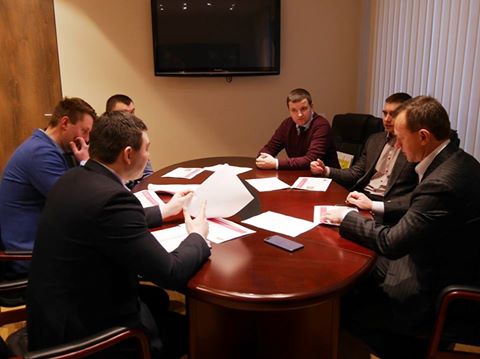 Проект комплексної багатофункціональної муніципальної картки ужгородця презентували в мерії обласного центру
