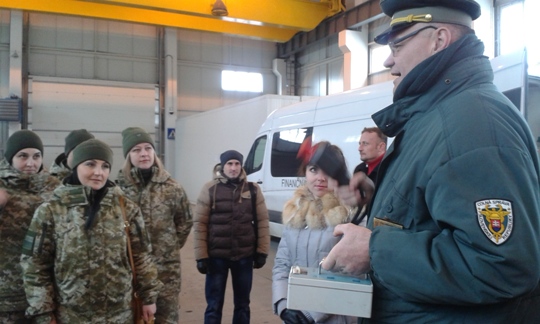 Закарпатські прикордонники спільно зі словацькими колегами вчилися виявленню та затриманню небезпечних матеріалів (ФОТО)