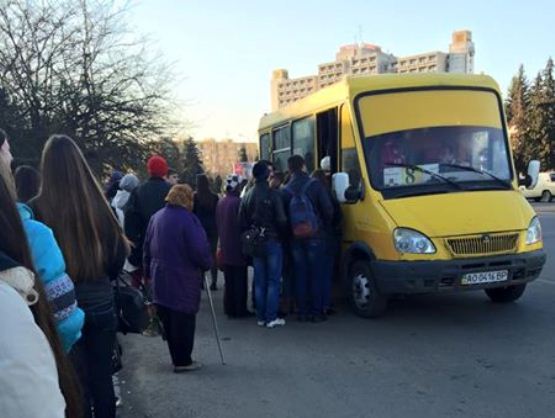 Влада Ужгорода наполягає на можливості відстежувати "маршрутки" по "мобілці"