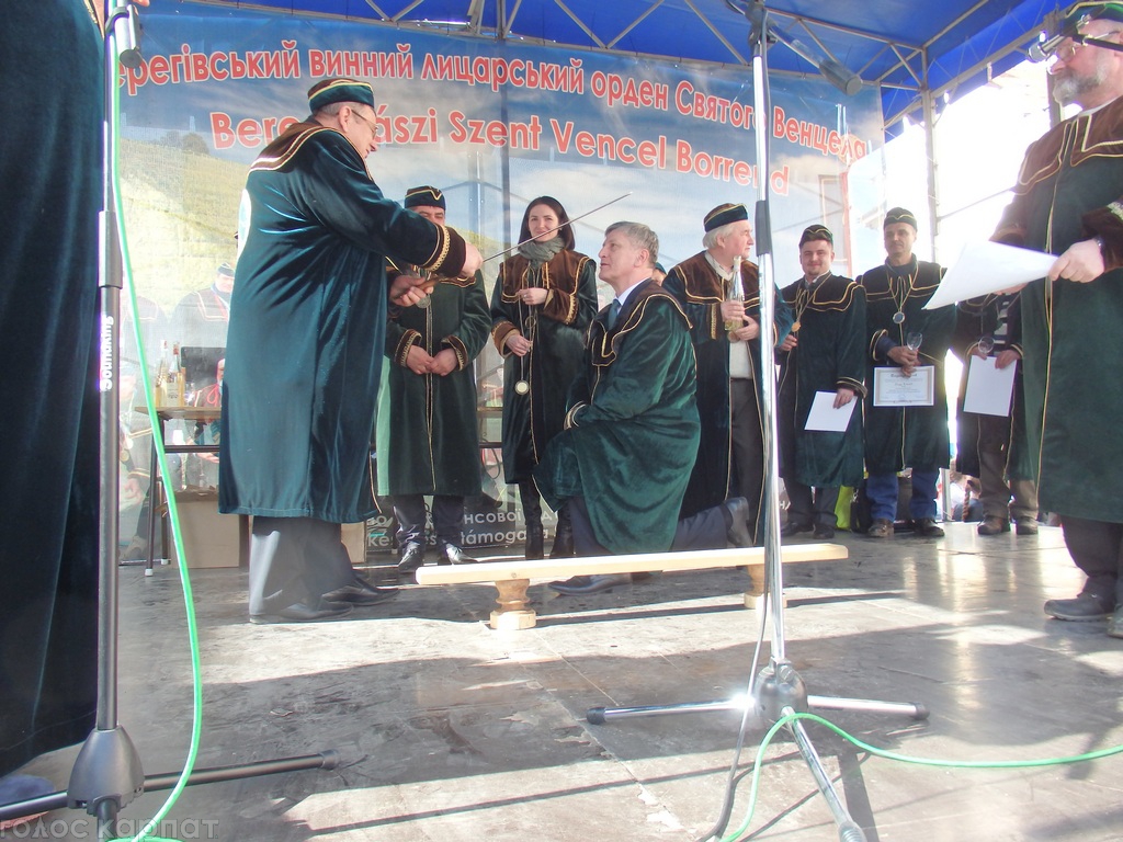 У Берегові добігає кінця ХІV Міжнародний фестиваль вина (ФОТО)